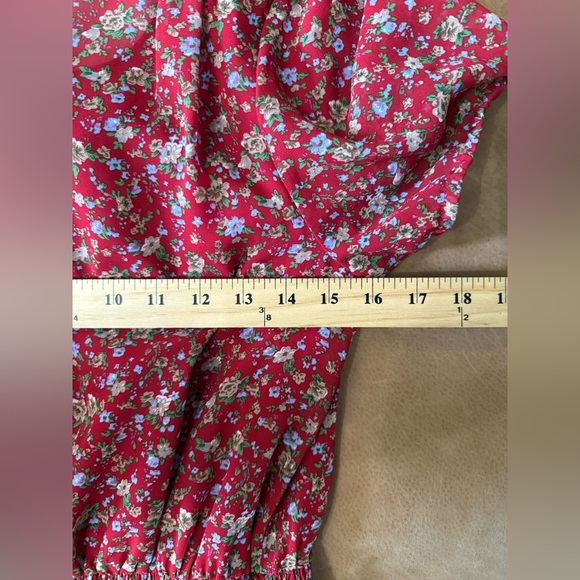 Urban Outfitters Women's Red Ditzy Floral Mini Dress Ruched Ruffle Small - Picture 4 of 8